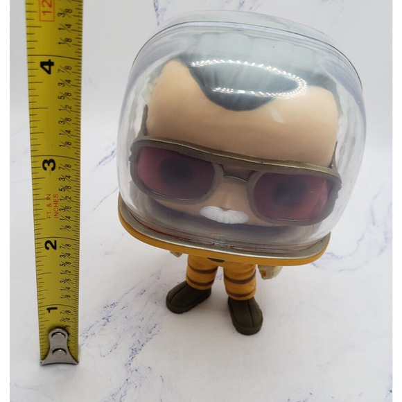 Funko Pop! 2019 NYCC Fall Convention Exclusive Stan Lee Astronaut #519 - Picture 10 of 16